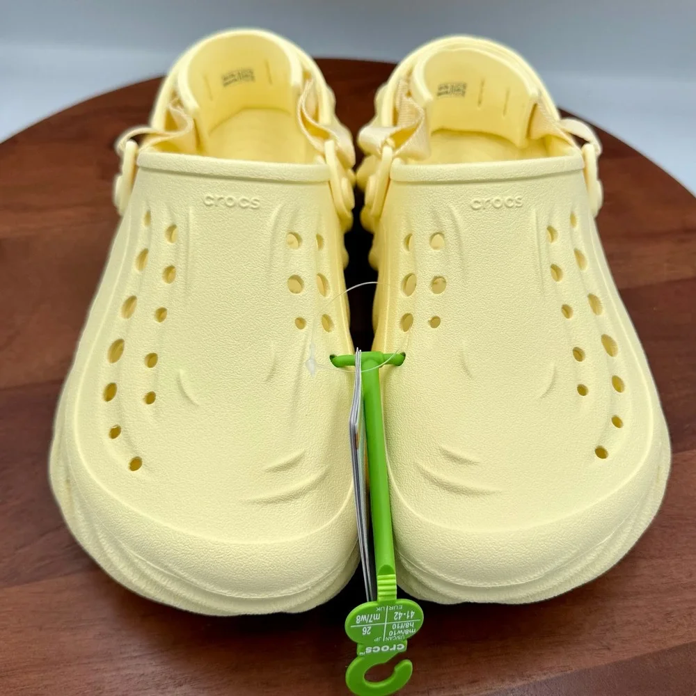 Crocs Echo Clog Buttercream Yellow Pastel M 8/W 10 207937-760 Slip On Chunky